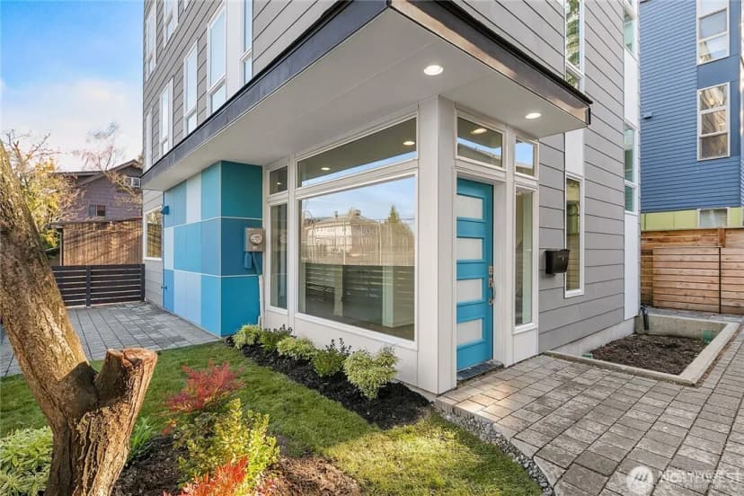 Property photo for 809 Ne 48th Street, Seattle photo 12