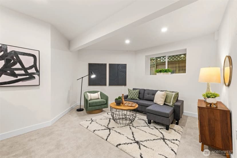 Property photo for 11706 Ne 107th Place, Kirkland photo 18