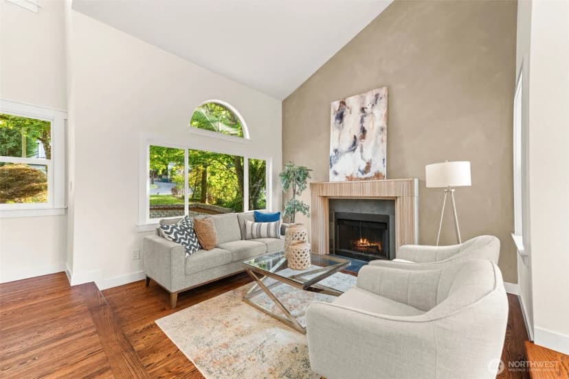 Property photo for 11706 Ne 107th Place, Kirkland photo 5