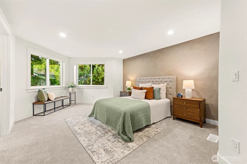 Property photo for 11706 Ne 107th Place, Kirkland photo 15