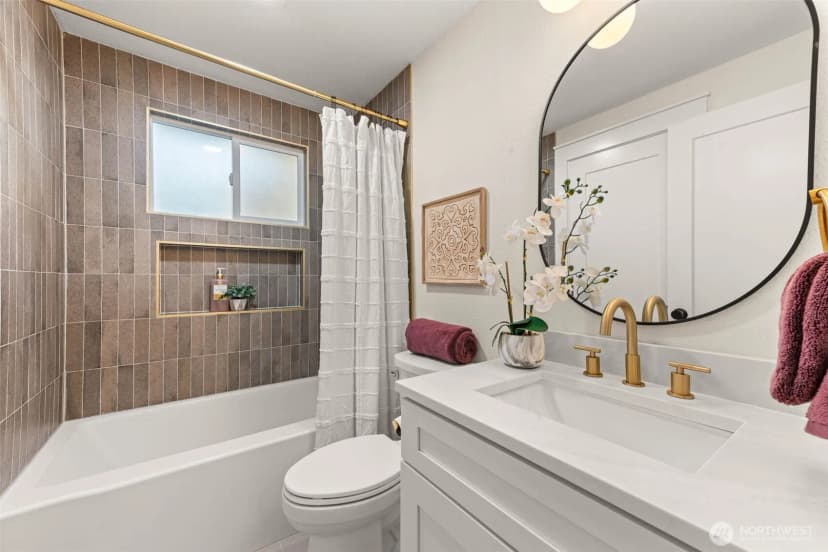 Property photo for 11706 Ne 107th Place, Kirkland photo 27