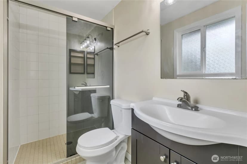 Property photo for 25618 116th Avenue Se, Kent photo 17
