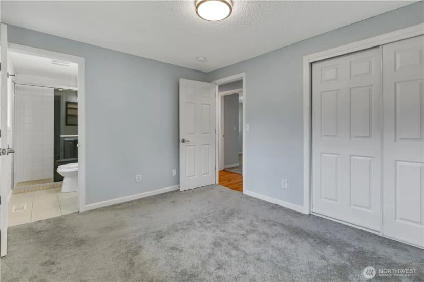 Property photo for 25618 116th Avenue Se, Kent photo 16