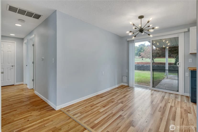 Property photo for 25618 116th Avenue Se, Kent photo 8