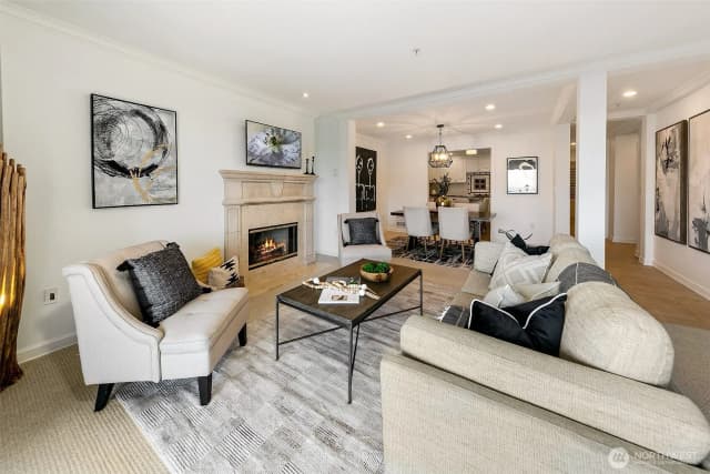 Property photo for 1331 Harbor Avenue Sw #103, Seattle photo 4