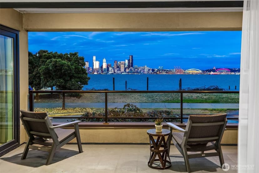 Property photo for 1331 Harbor Avenue Sw #103, Seattle
