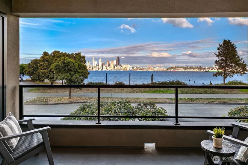 Property photo for 1331 Harbor Avenue Sw #103, Seattle photo 23