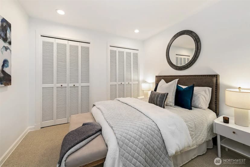 Property photo for 1331 Harbor Avenue Sw #103, Seattle photo 16