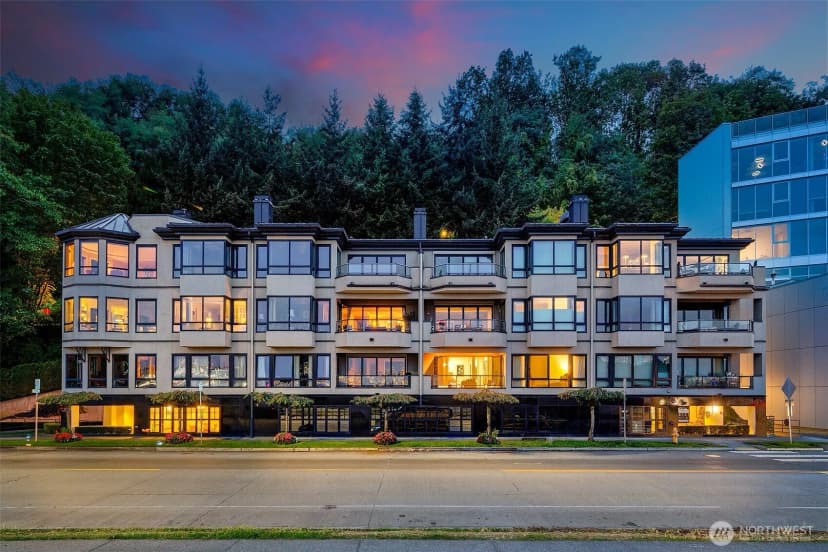 Property photo for 1331 Harbor Avenue Sw #103, Seattle photo 30