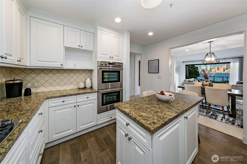 Property photo for 1331 Harbor Avenue Sw #103, Seattle photo 9