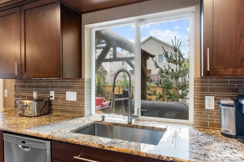 Property photo for 21645 Se 281st Street, Maple Valley photo 13