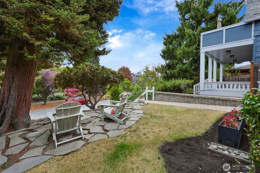 Property photo for 2628 46th Avenue Sw, Seattle photo 30