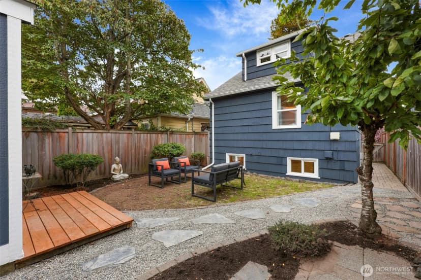 Property photo for 2628 46th Avenue Sw, Seattle photo 28