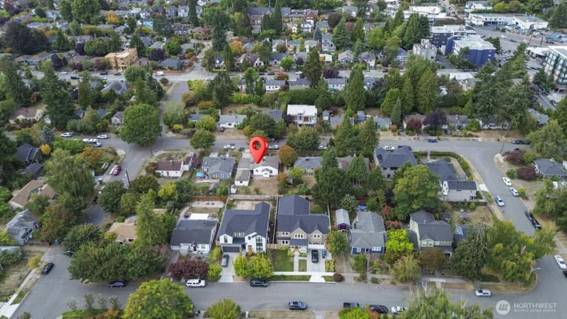 Property photo for 8216 21st Avenue Ne, Seattle photo 27