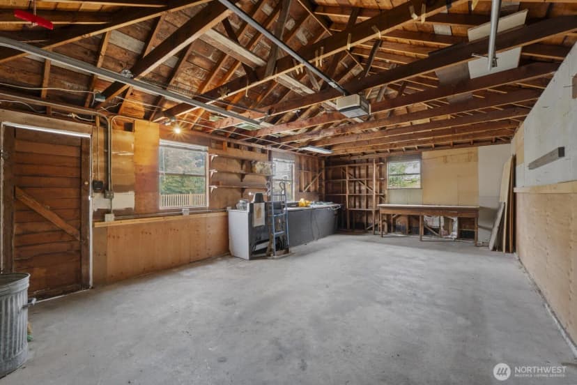 Property photo for 8216 21st Avenue Ne, Seattle photo 22