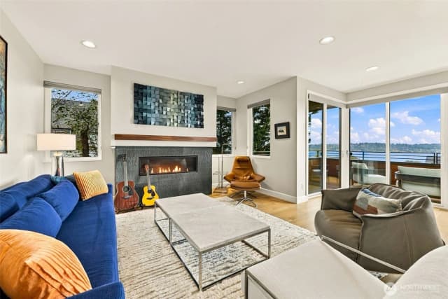 Property photo for 3715 Cascadia Avenue S, Seattle photo 4