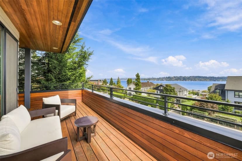 Property photo for 3715 Cascadia Avenue S, Seattle photo 8