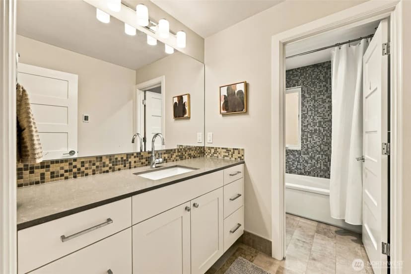 Property photo for 3715 Cascadia Avenue S, Seattle photo 24