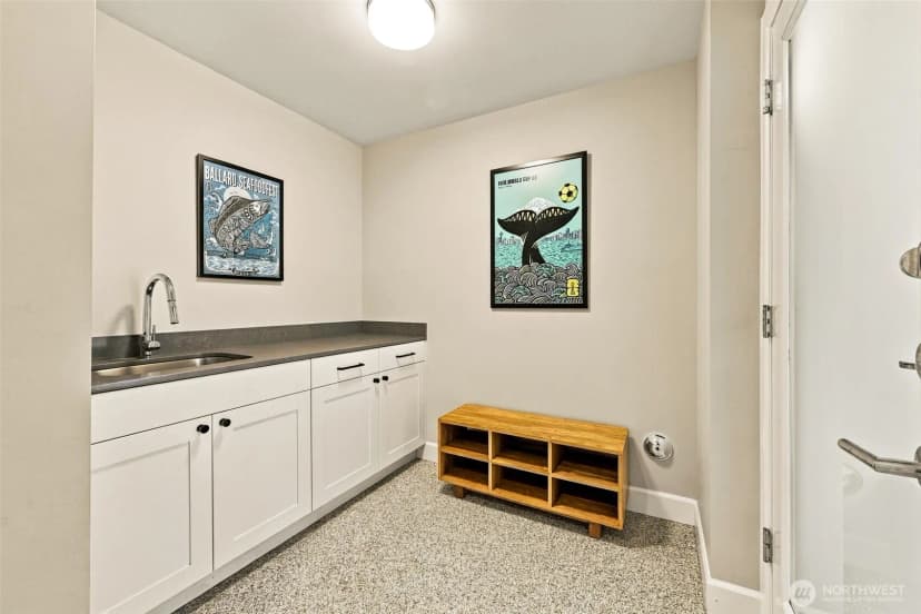 Property photo for 3715 Cascadia Avenue S, Seattle photo 30