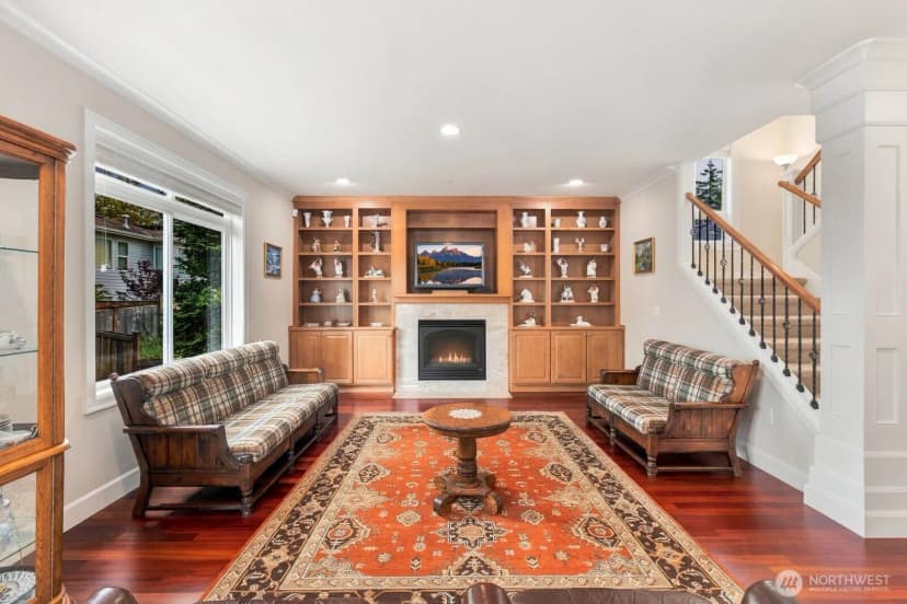 Property photo for 10220 Ne 64th Street, Kirkland photo 12