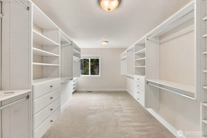 Property photo for 10220 Ne 64th Street, Kirkland photo 28