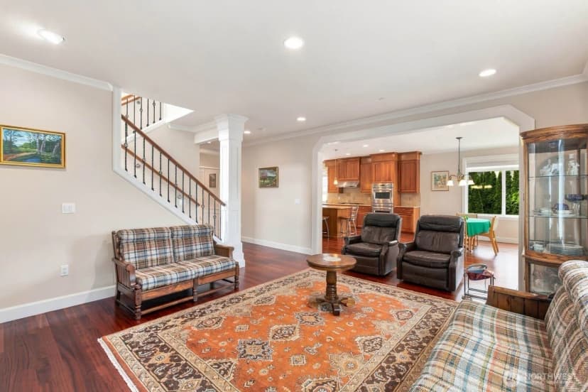 Property photo for 10220 Ne 64th Street, Kirkland photo 13