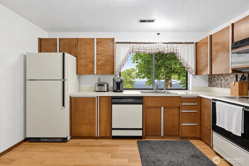 Property photo for 2607 Mesa Verde Court, Puyallup photo 6