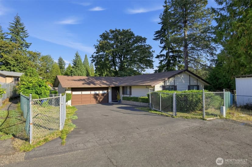 Property photo for 2607 Mesa Verde Court, Puyallup photo 3