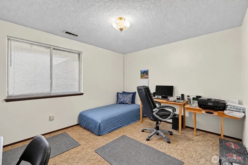 Property photo for 2607 Mesa Verde Court, Puyallup photo 14