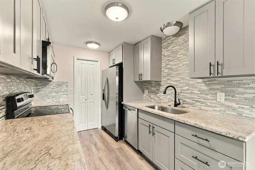 Property photo for 3722 27th Place W #201, Seattle photo 15