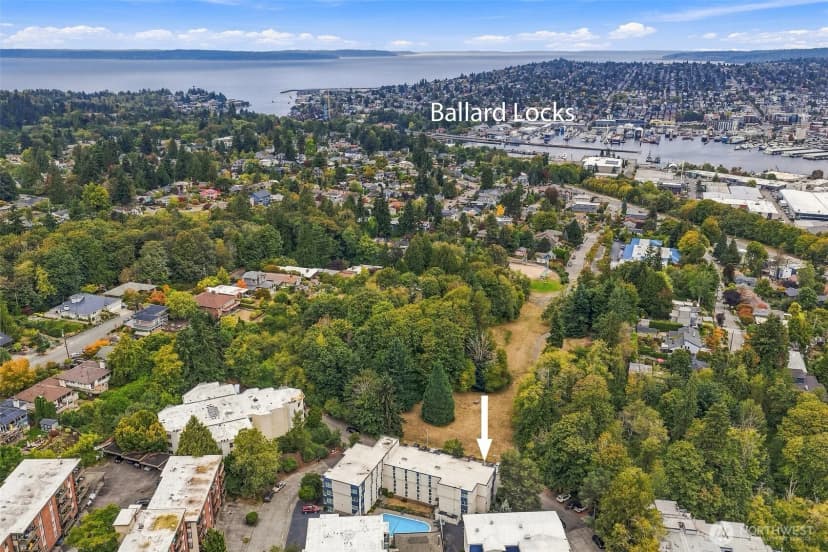 Property photo for 3722 27th Place W #201, Seattle photo 35