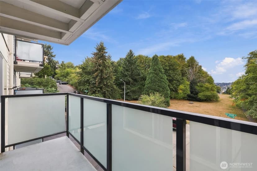 Property photo for 3722 27th Place W #201, Seattle photo 33