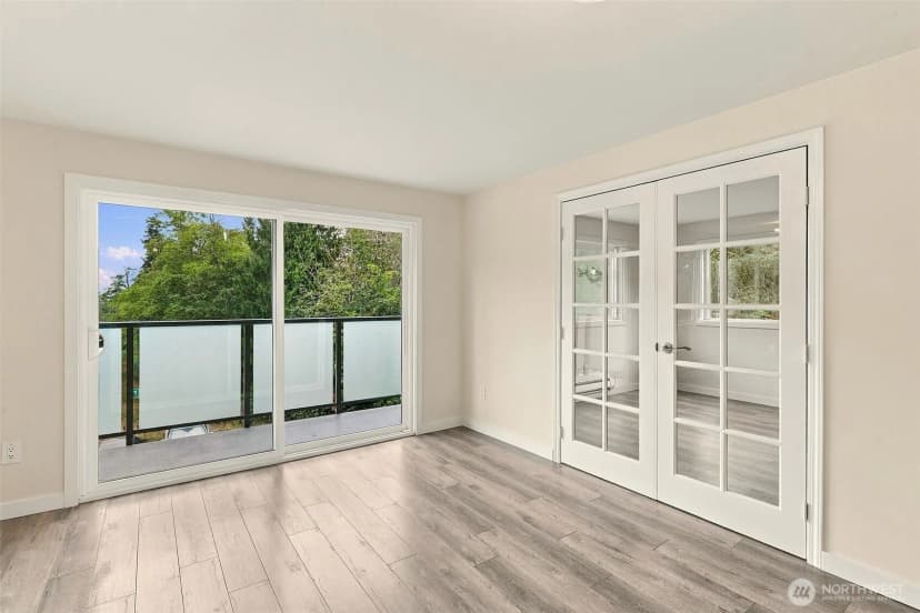 Property photo for 3722 27th Place W #201, Seattle photo 11