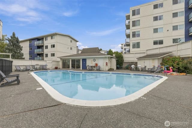 Property photo for 3722 27th Place W #201, Seattle photo 4