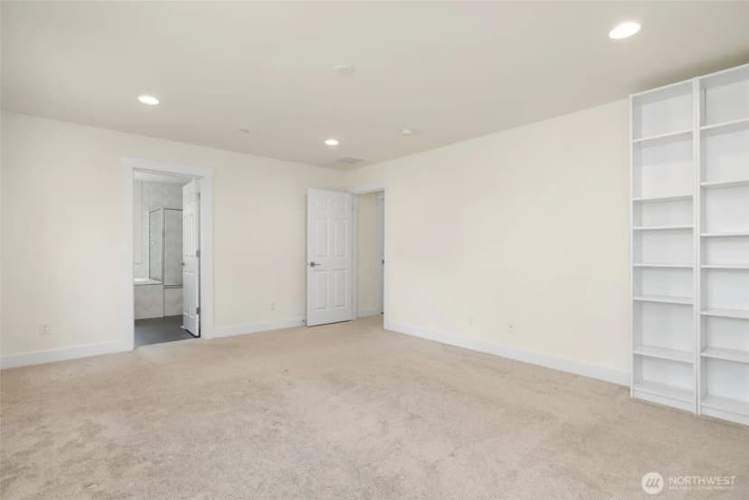 Property photo for 10091 Ramble Dr, Bremerton photo 13