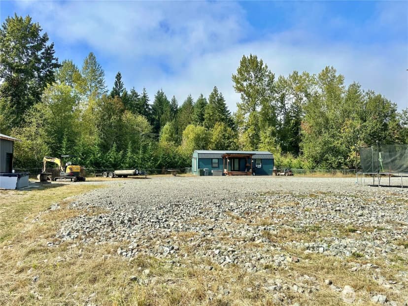 Property photo for 716 390th Street, Roy photo 16