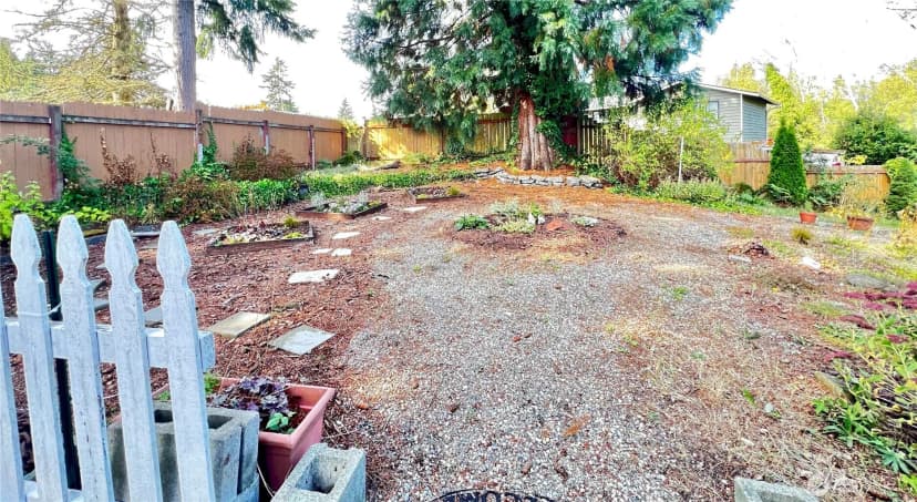 Property photo for 1321 Rancho Place, Everett photo 16