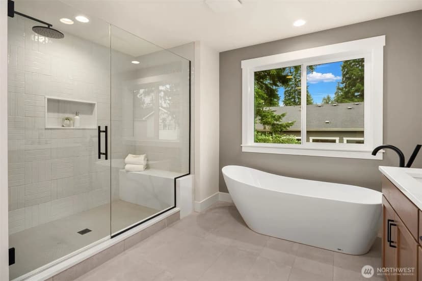 Property photo for 816 165th Avenue Ne, Bellevue photo 24