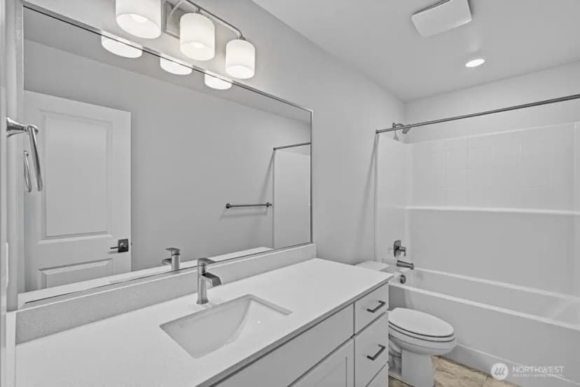 Property photo for 13202 Ne 127th Court #d, Kirkland photo 14