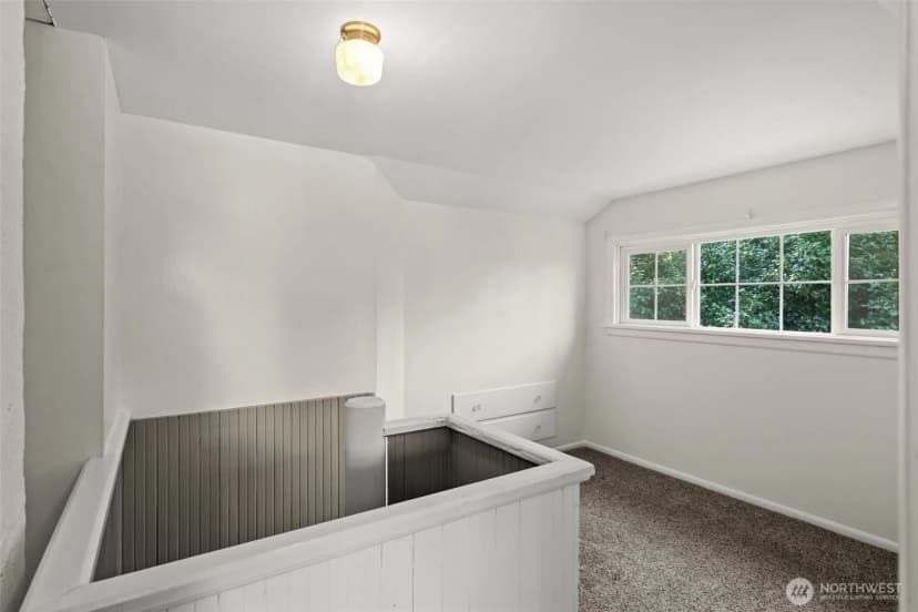 Property photo for 5432 New Sweden Avenue Ne, Bainbridge Island photo 9