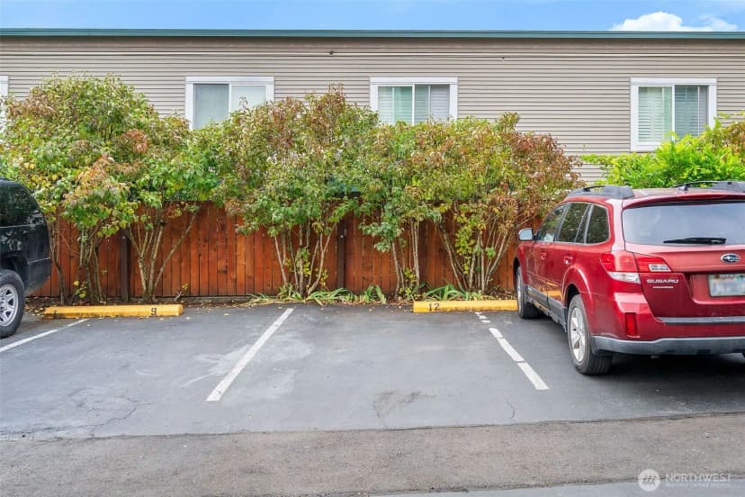 Property photo for 8747 Phinney Avenue N #12, Seattle photo 22