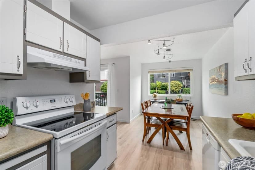 Property photo for 8747 Phinney Avenue N #12, Seattle photo 12
