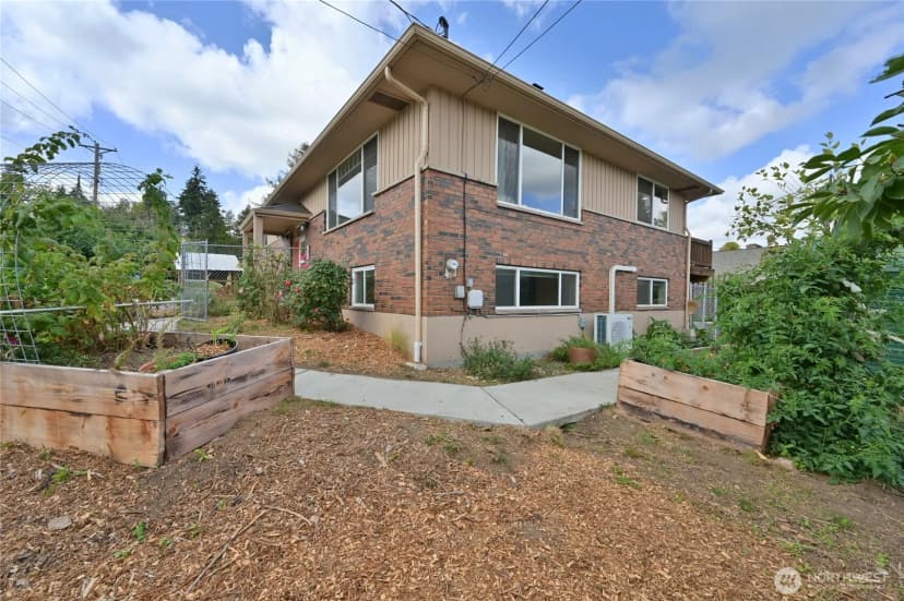 Property photo for 6921 12th Street E, Tacoma photo 34