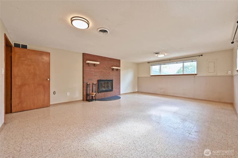Property photo for 6921 12th Street E, Tacoma photo 27