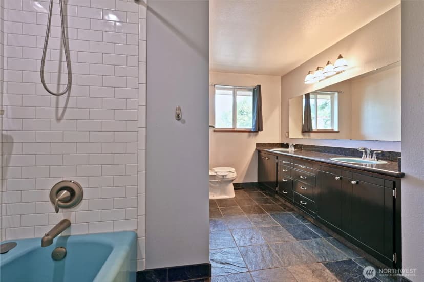Property photo for 6921 12th Street E, Tacoma photo 19