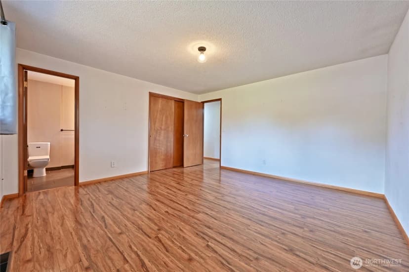 Property photo for 6921 12th Street E, Tacoma photo 22