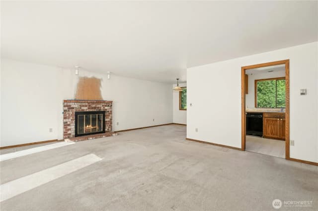 Property photo for 18515 Ne 143rd Place, Woodinville photo 3