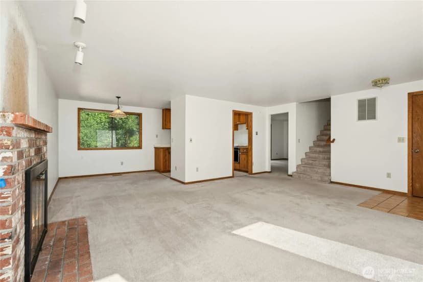 Property photo for 18515 Ne 143rd Place, Woodinville photo 6