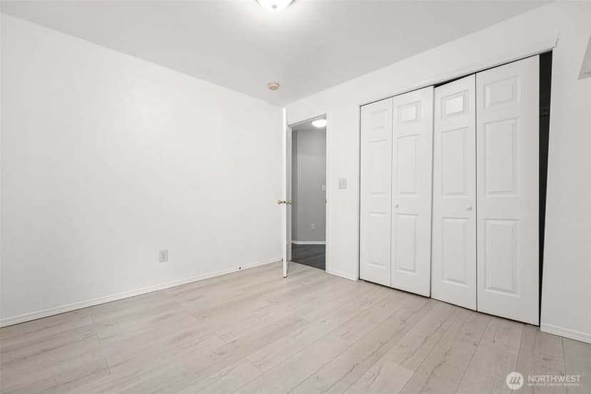 Property photo for 9735 S 222nd Street, Kent photo 19
