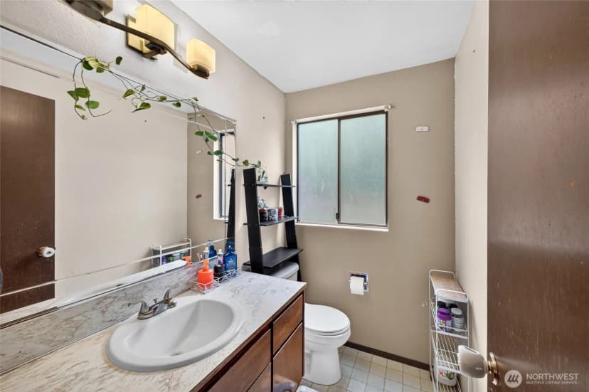 Property photo for 26523 Manchester Avenue, Kent photo 7